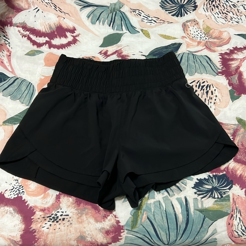 NWOT CALIA shorts